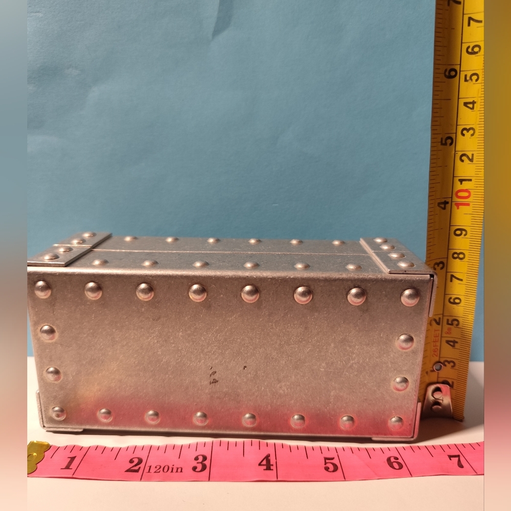 Vintage Oakley Metal Vault Sunglasses Case - Picture 9 of 9